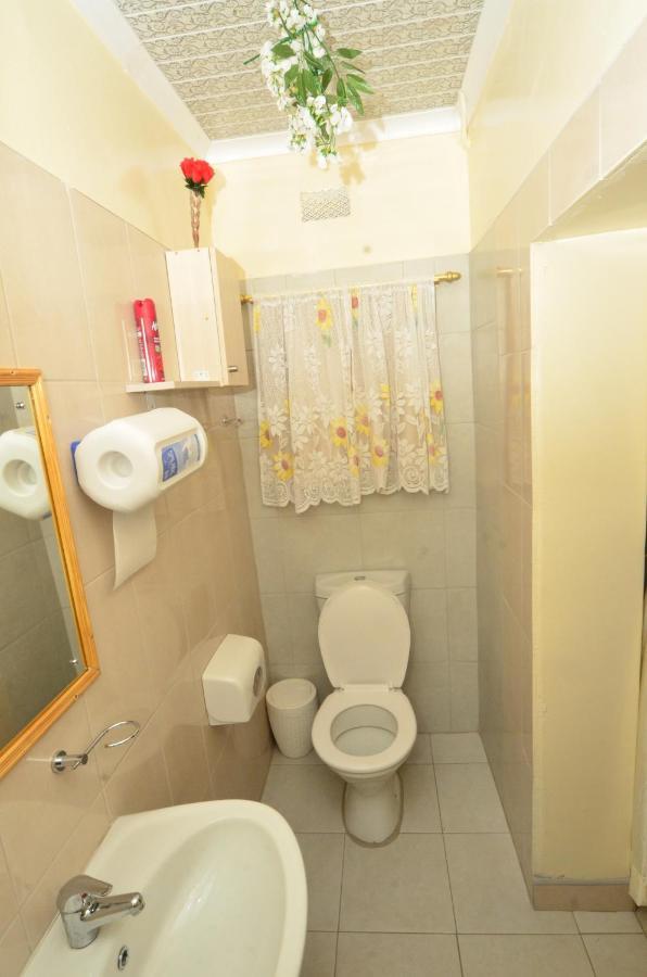 Kwampofu Guest House 哈拉雷 外观 照片