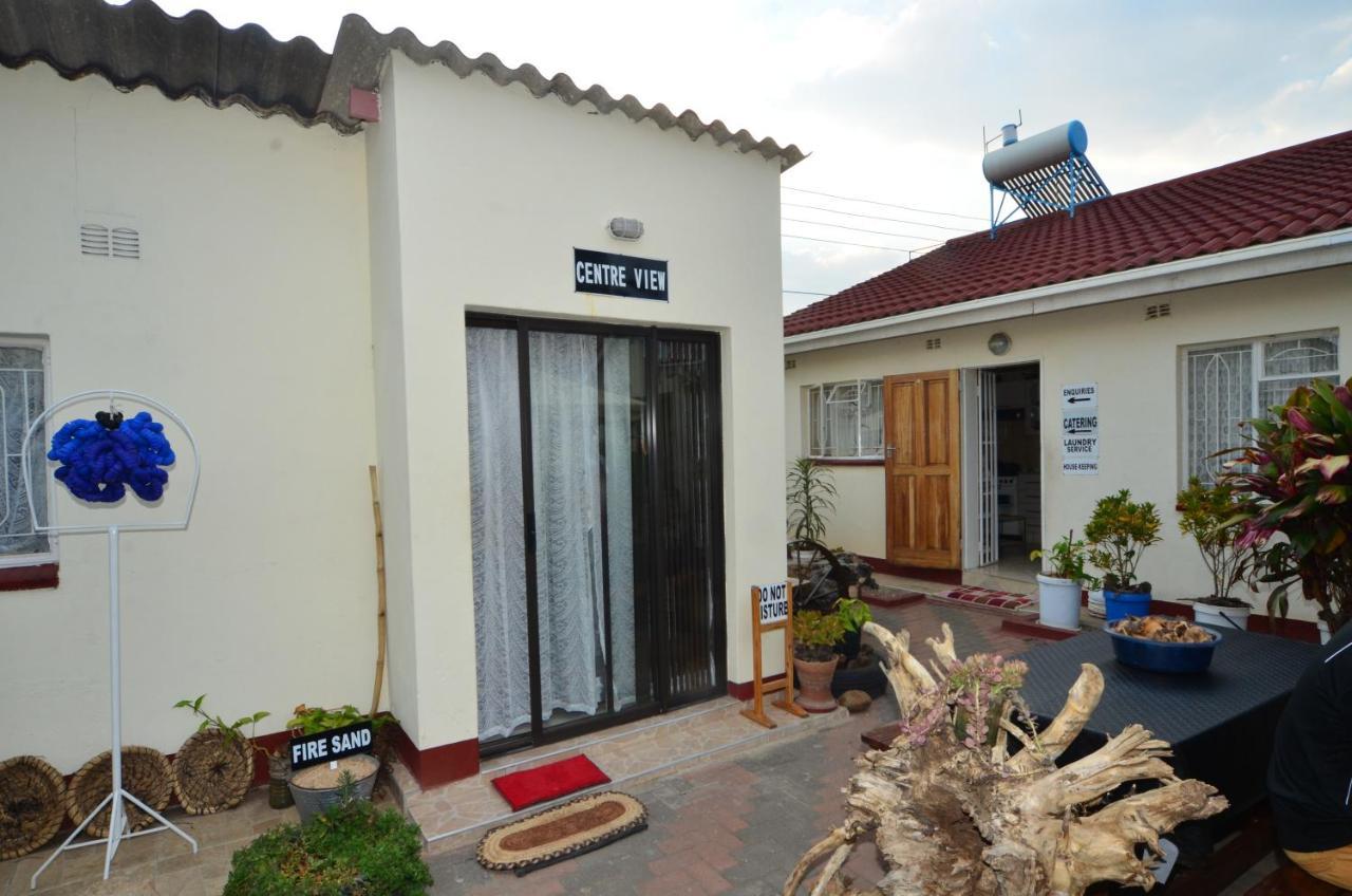 Kwampofu Guest House 哈拉雷 外观 照片