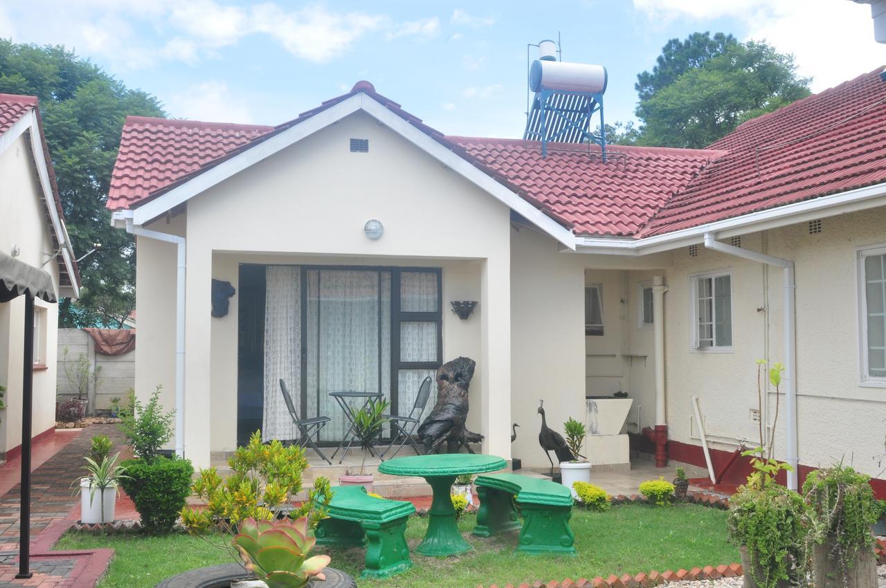 Kwampofu Guest House 哈拉雷 外观 照片