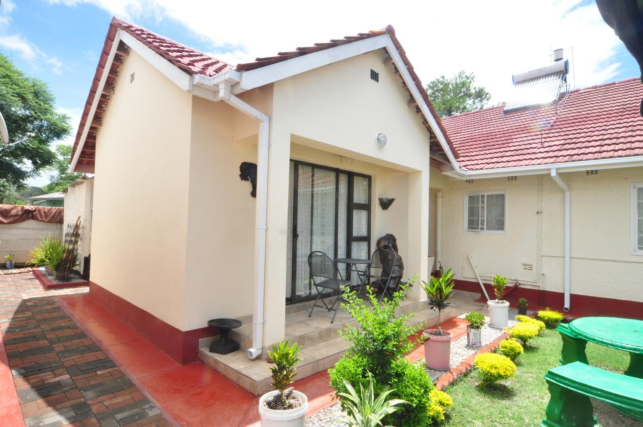 Kwampofu Guest House 哈拉雷 外观 照片