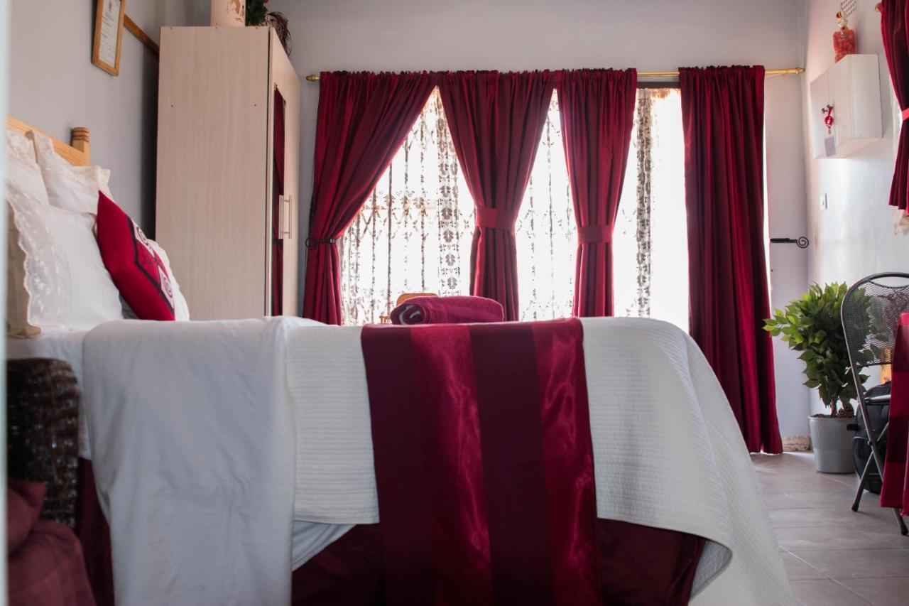 Kwampofu Guest House 哈拉雷 外观 照片